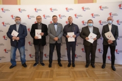 07.09.2021 Torun, Palac Dambskich . Wreczenie umow na dofinansowanie renowacji zabytkow (II tura) Fot. Mikolaj Kuras dla UMWKP
