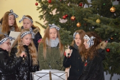 Śpiewem chwalą Pana